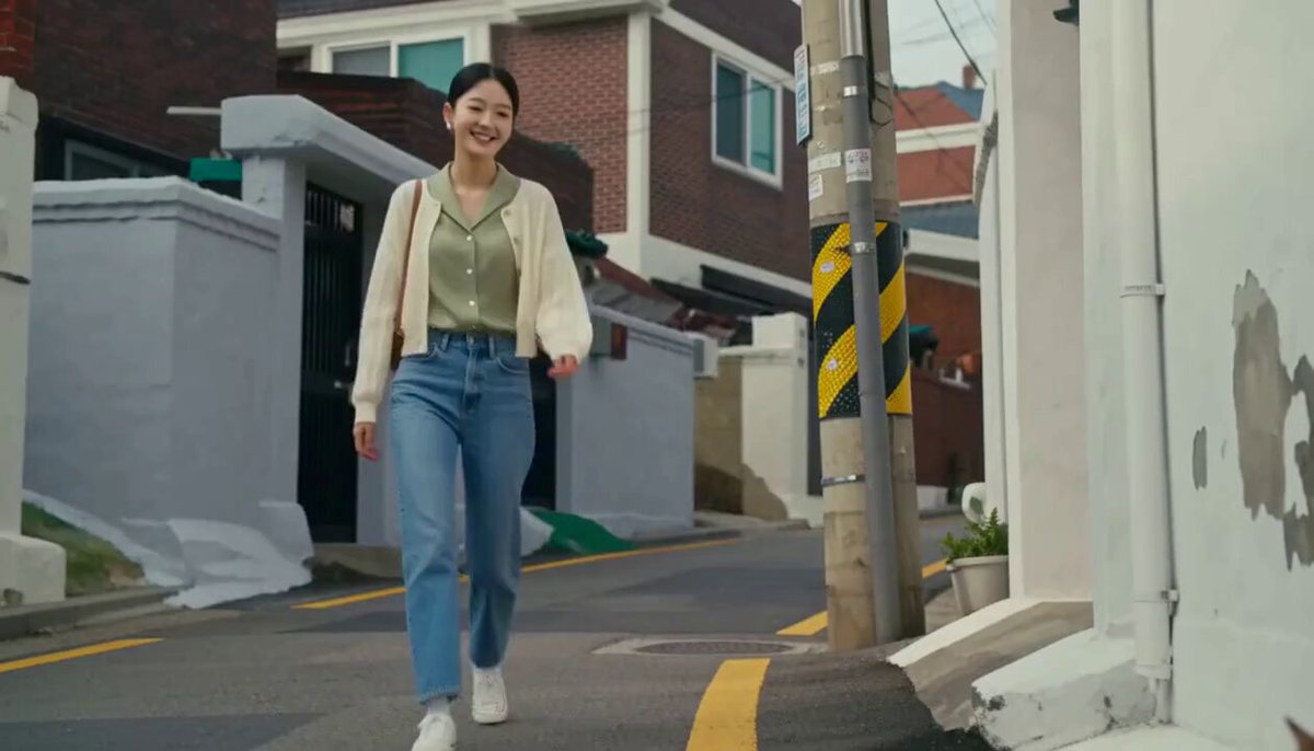 黄昏巷弄漫步 成片预览
